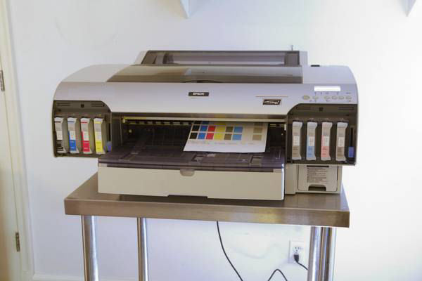 Epson Stylus Pro 4000 Digital Photo Inkjet Printer Plotter Ink Print Picture Printers 0707