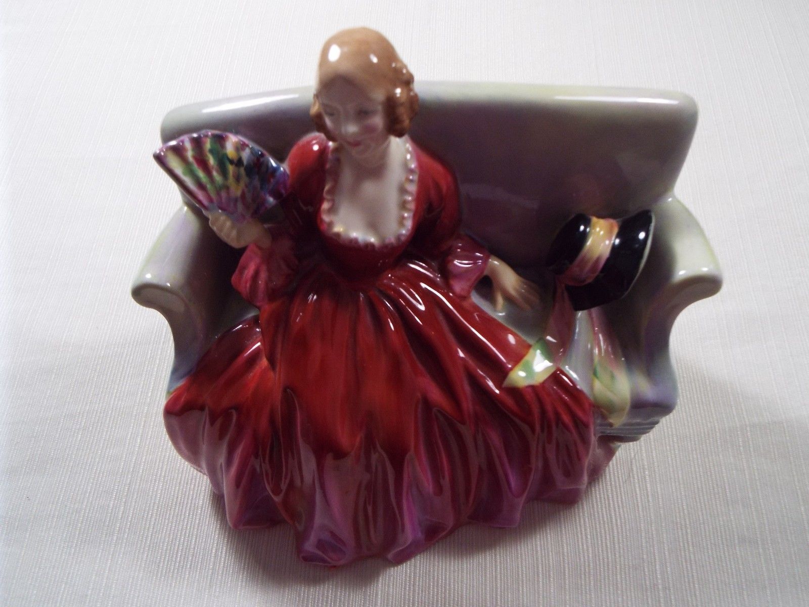 7 by 6 Royal Doulton Figurine The Old Balloon Seller H.N.1315 1970s