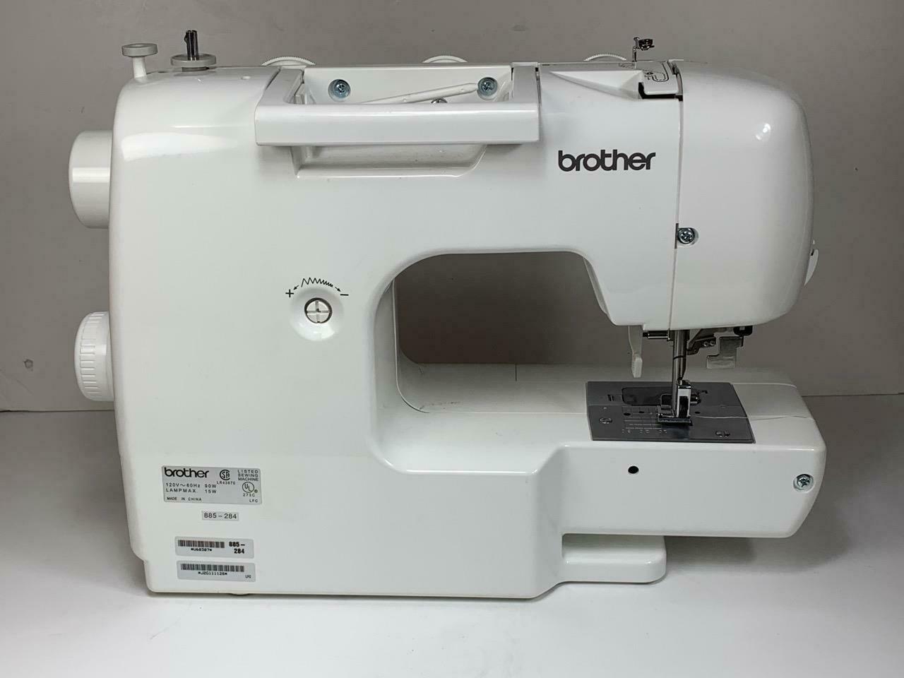 Brother Model XR-52 Sewing Machine - EXCELLENT w/ Case TESTED & WORKS w