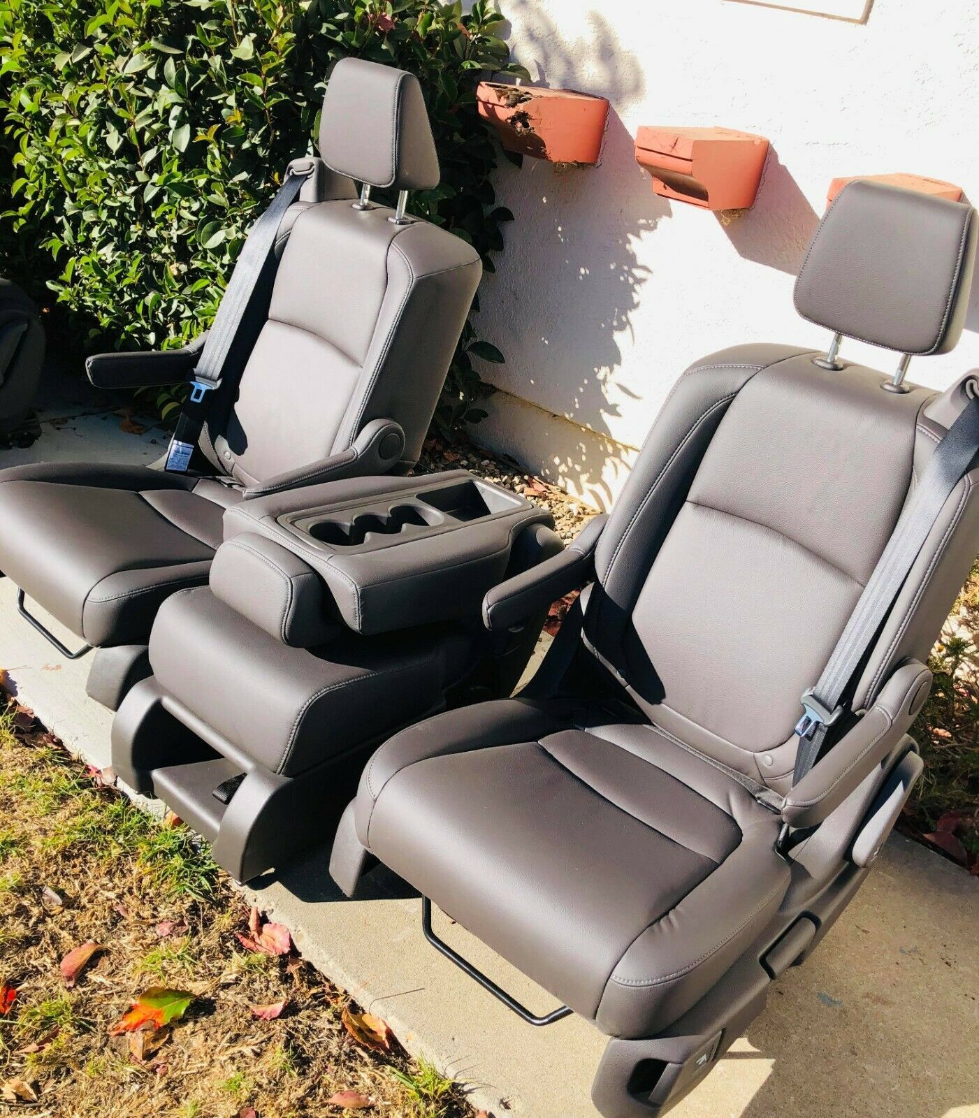 2021 Honda Odyssey Bucket SeatsLeather Mocha 3 pieces set Seats