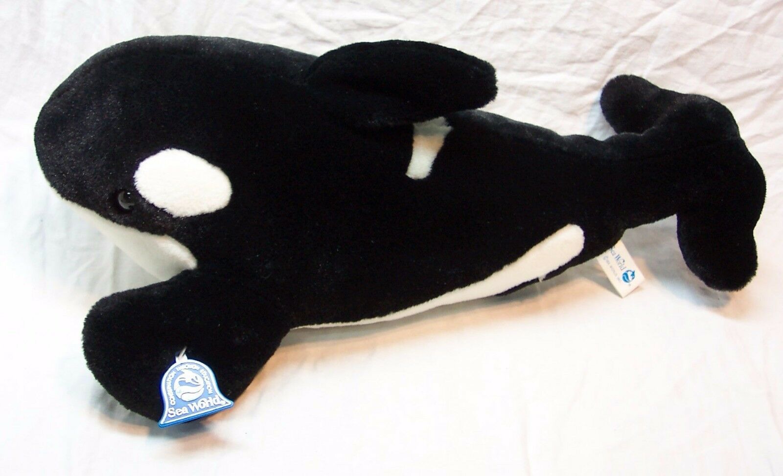 seaworld shamu stuffed animal