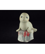 Precious Moments, F0104, Seal-ed With A Kiss, Cross In Heart Mark, 2001 - $39.95