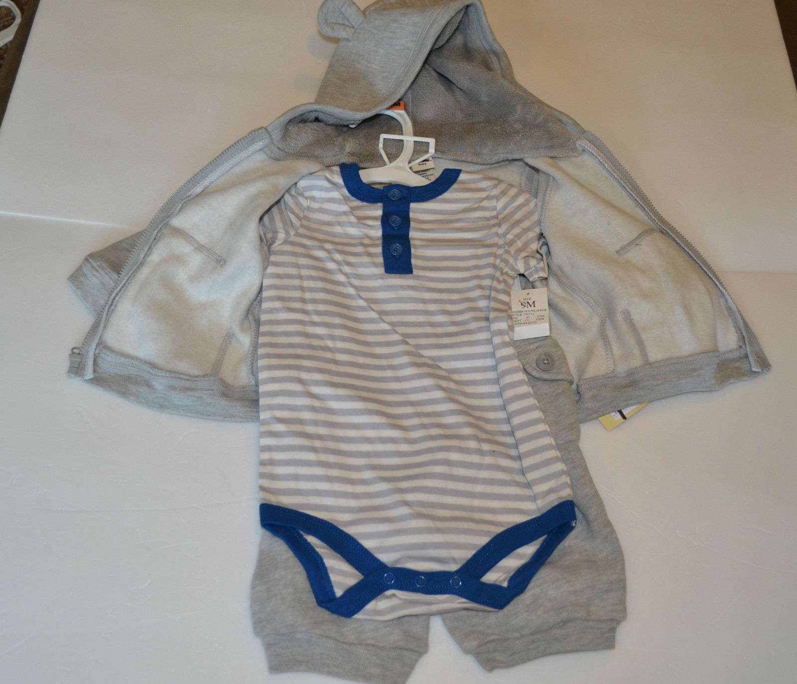 Cherokee Three Piece Infants Boys Polar Brear Outfit Size 9M NWT
