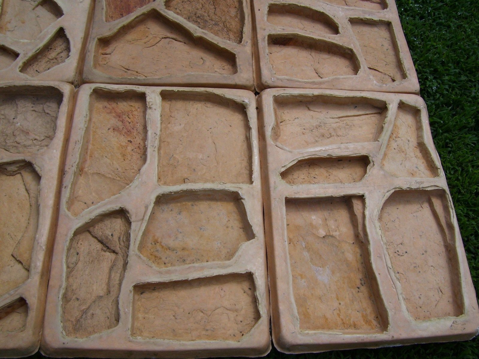 .6..FIELD STONE... Veneer Concrete Rubber Molds...DIY..Make stone for