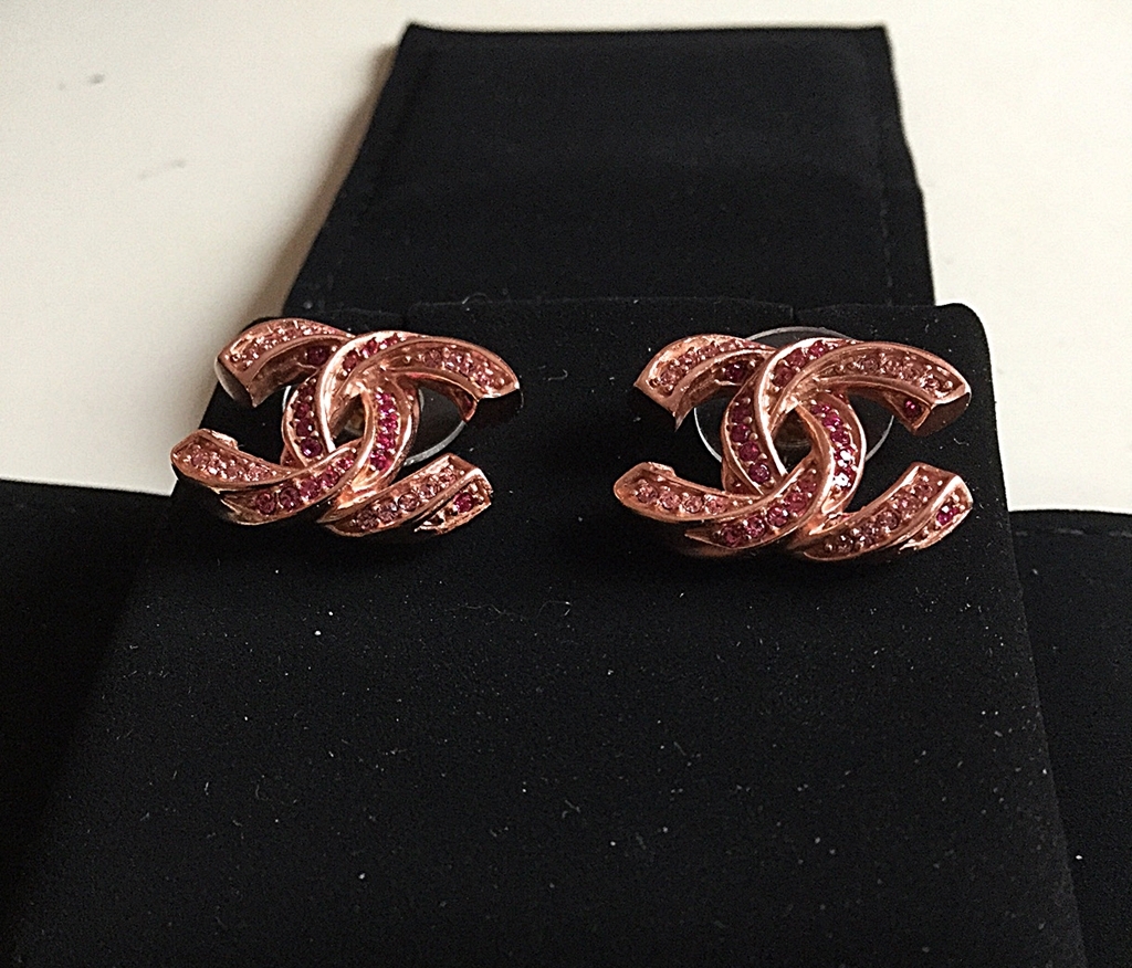 CHANEL Rose Gold Pink Twisted Crystal Stud Earrings 2015 Elegant CC