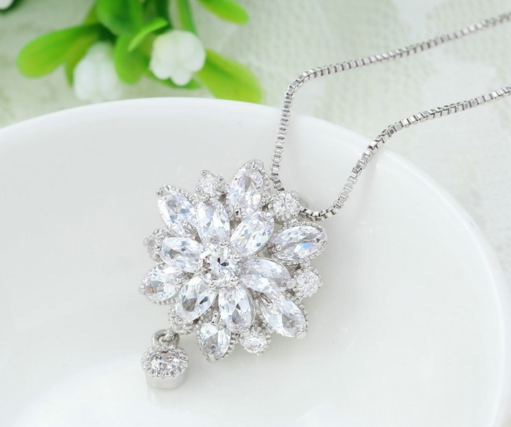 Cubic Zirconia Princess Flower Pendant Necklace Wedding Necklace ...