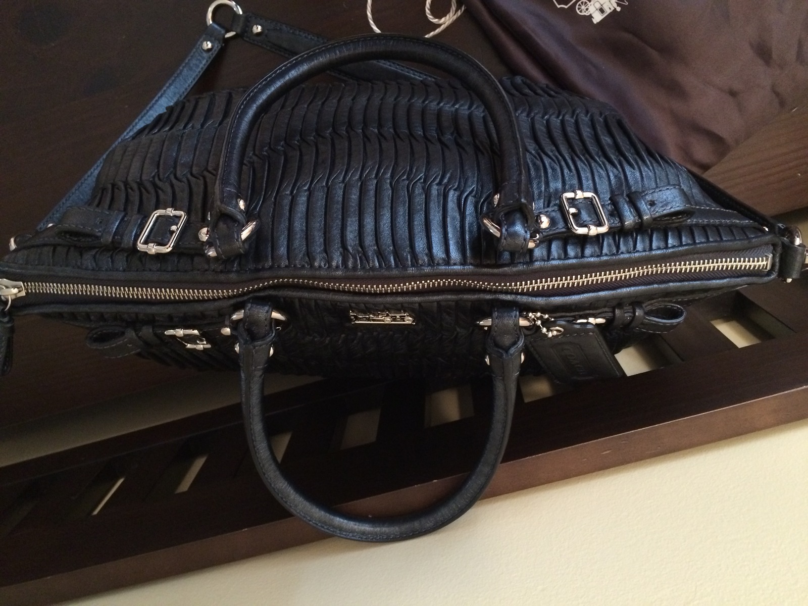 Coach Madison Lindsey, Gathered Leather-FREE SHIPPING - Handbags & Purses