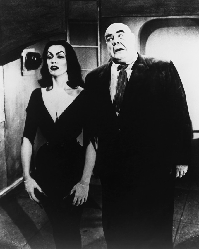 Plan 9 From Outer Space Featuring Vampira Tor Johnson 11x14 Photo ...