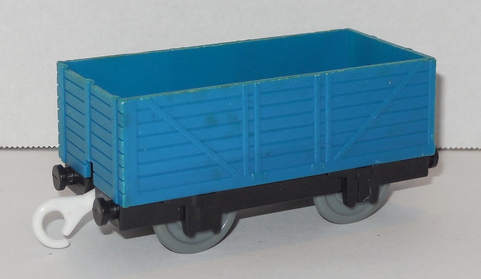 thomas trackmaster cargo cars