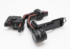 DJI RS 2 Pro Combo 3-Axis Gimbal Camera Stabilizer - Black image 6