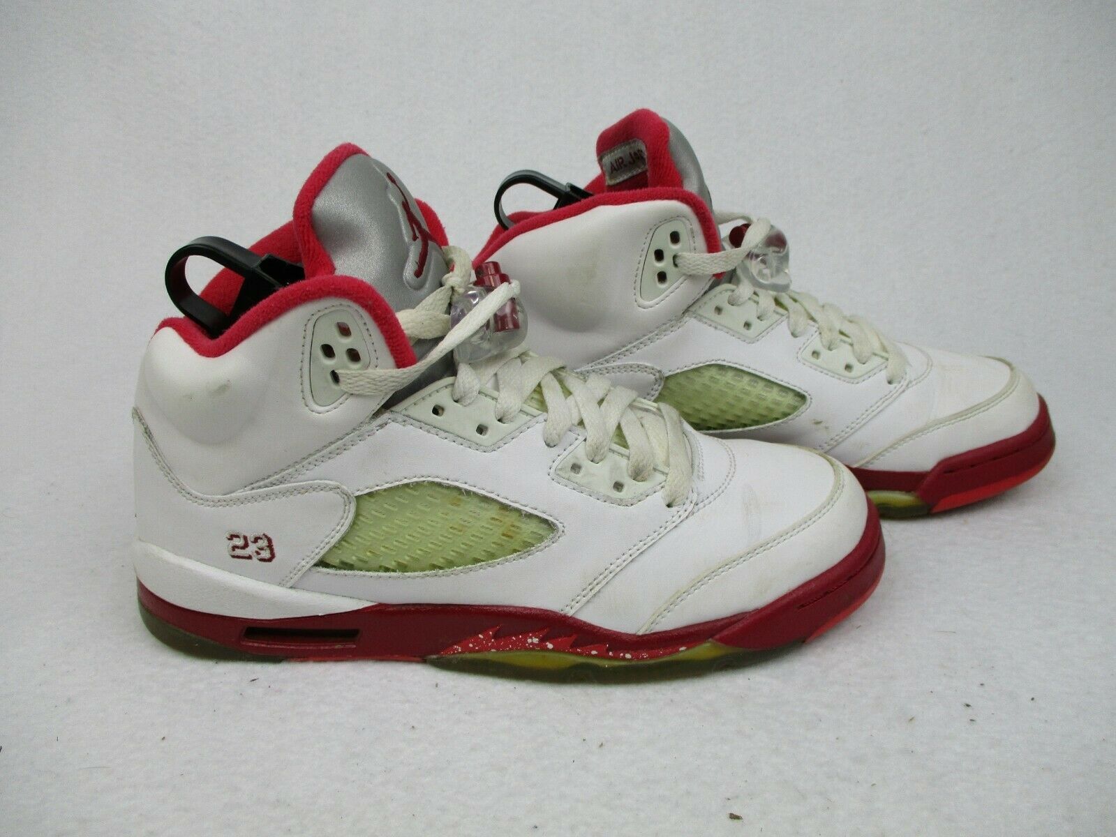 basketball shoes youth size 5