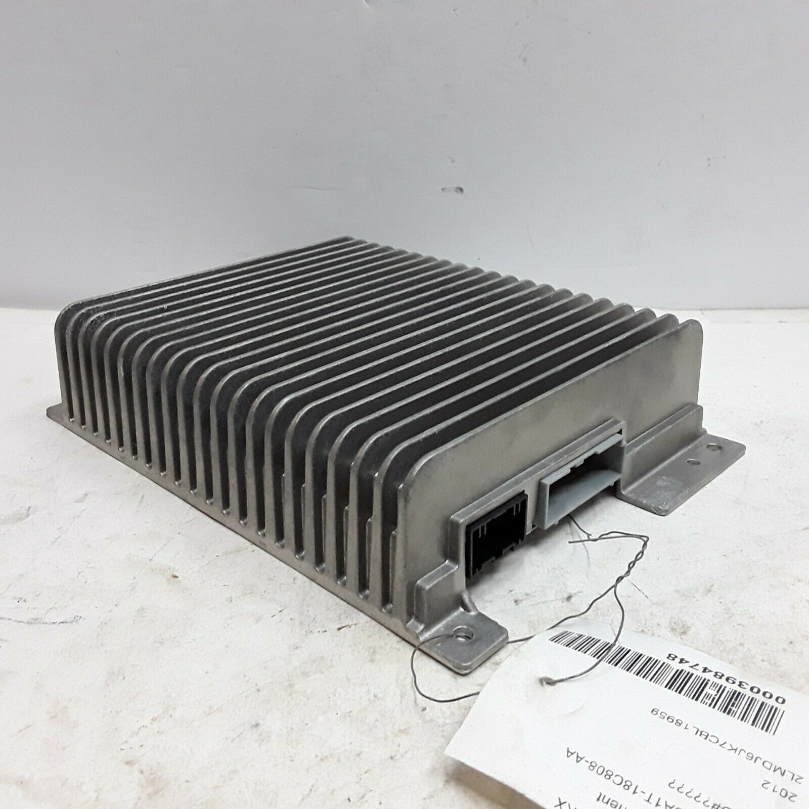 10 11 12 Lincoln MKX amplifier GM2687ZF Car Amplifiers