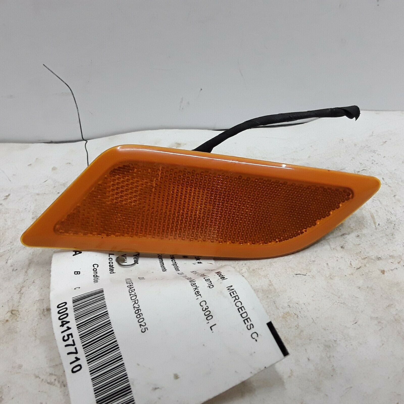 12 13 14 Mercedes Benz C300 left front side marker lamp OEM Side