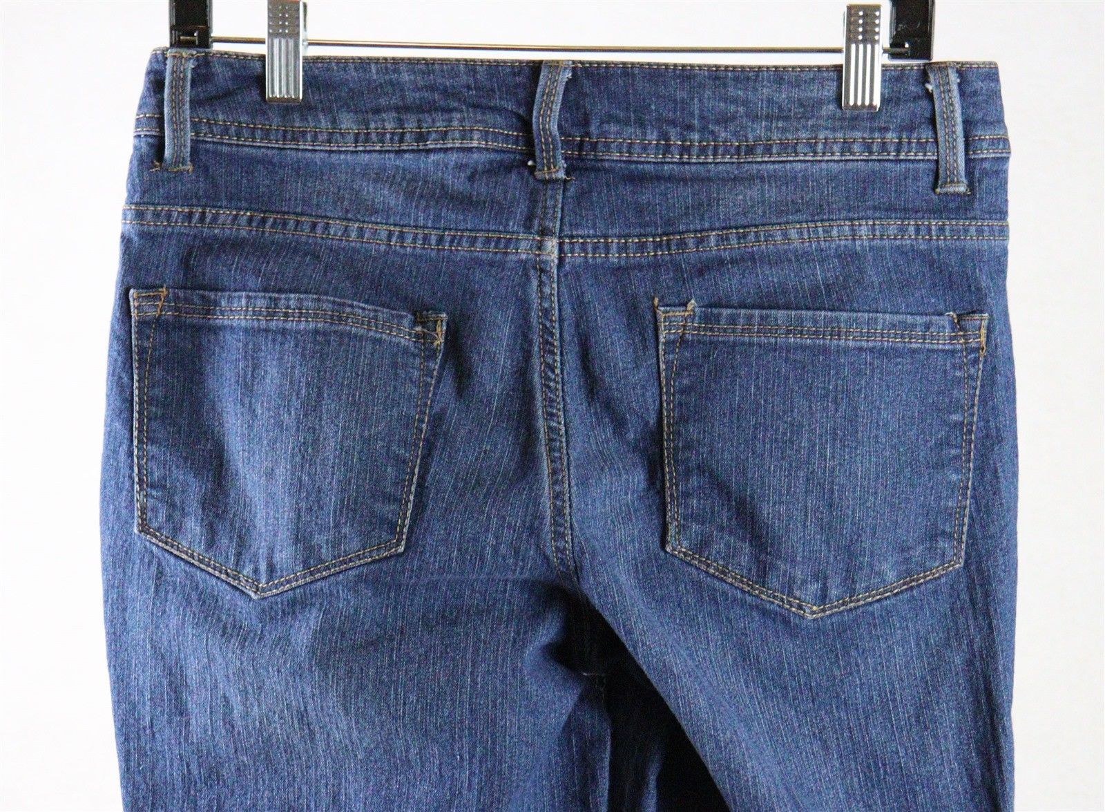 Faded Glory Womens Stretch Capri Jeans Size 8, Measures 31 x 21 - Jeans