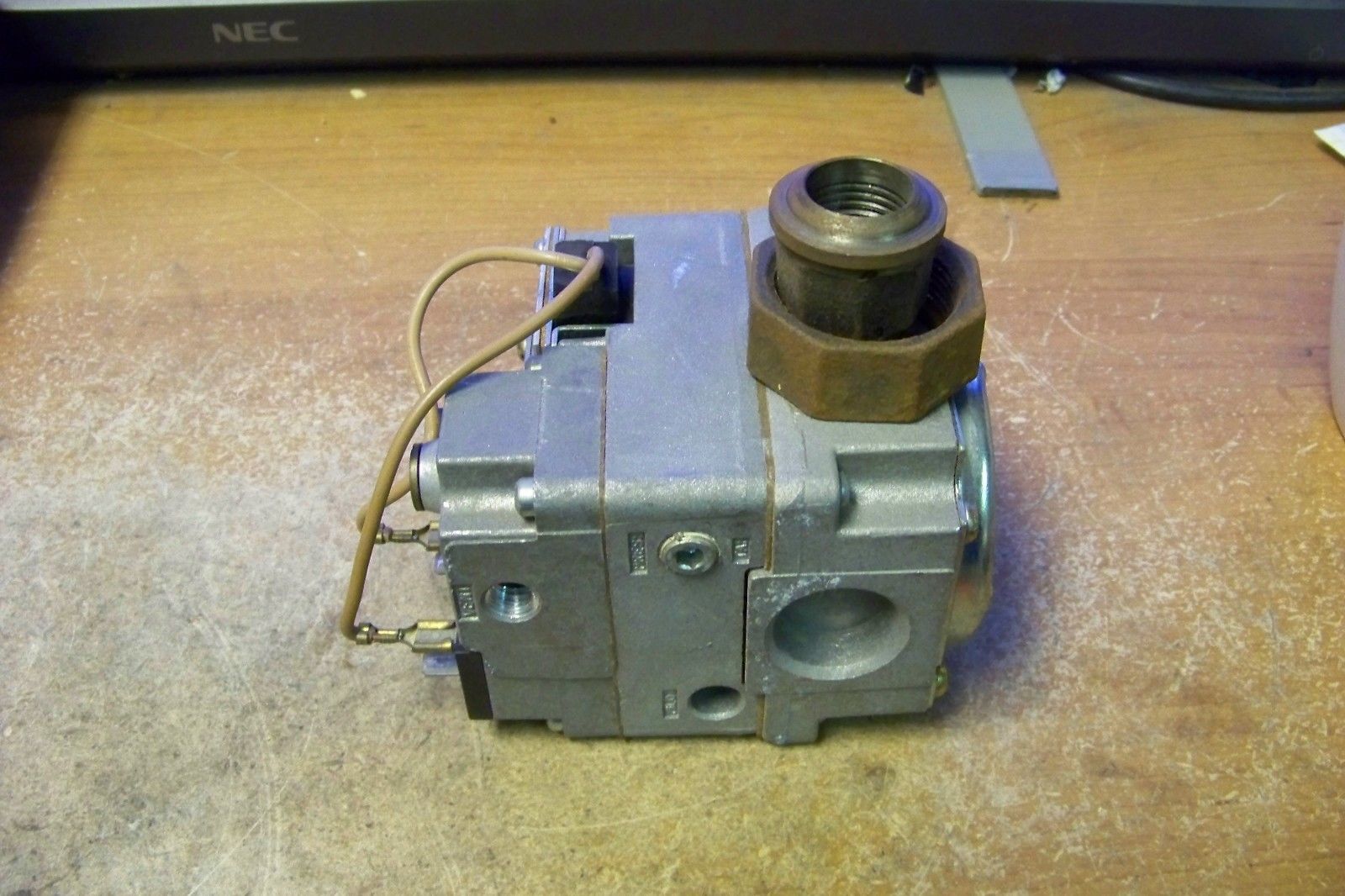 WhiteRodgers 36C68259 Furnace Gas Valve 24V 60Hz .6AMPS Other HVAC