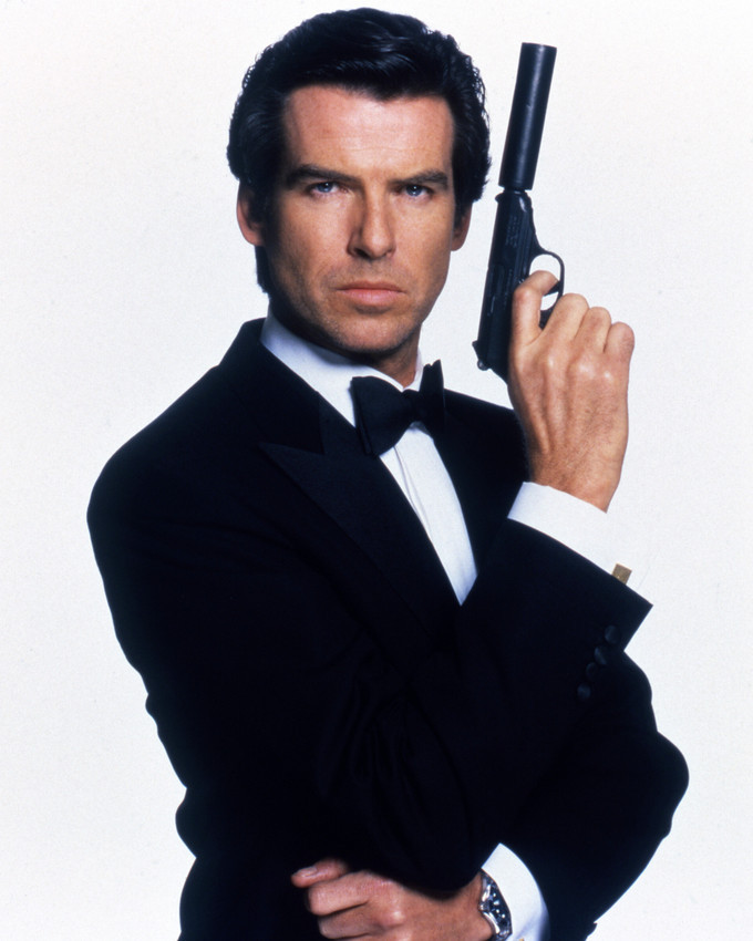 Pierce Brosnan James Bond Walther PPK pistol iconic in tuxedo 16x20 ...