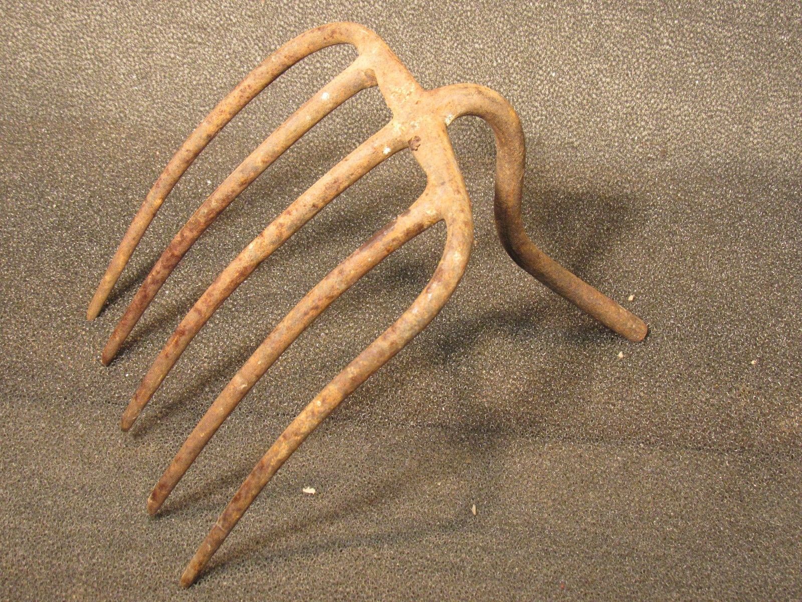 Vintage Silage Fork 90 Degree Pitchfork Head 5 Tines Farm Garden Tool