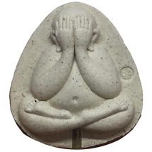 Lp Kambu Phra Pidta Close Eyes Buddha Statue Lucky Charm Talisman Pendant - $38.88