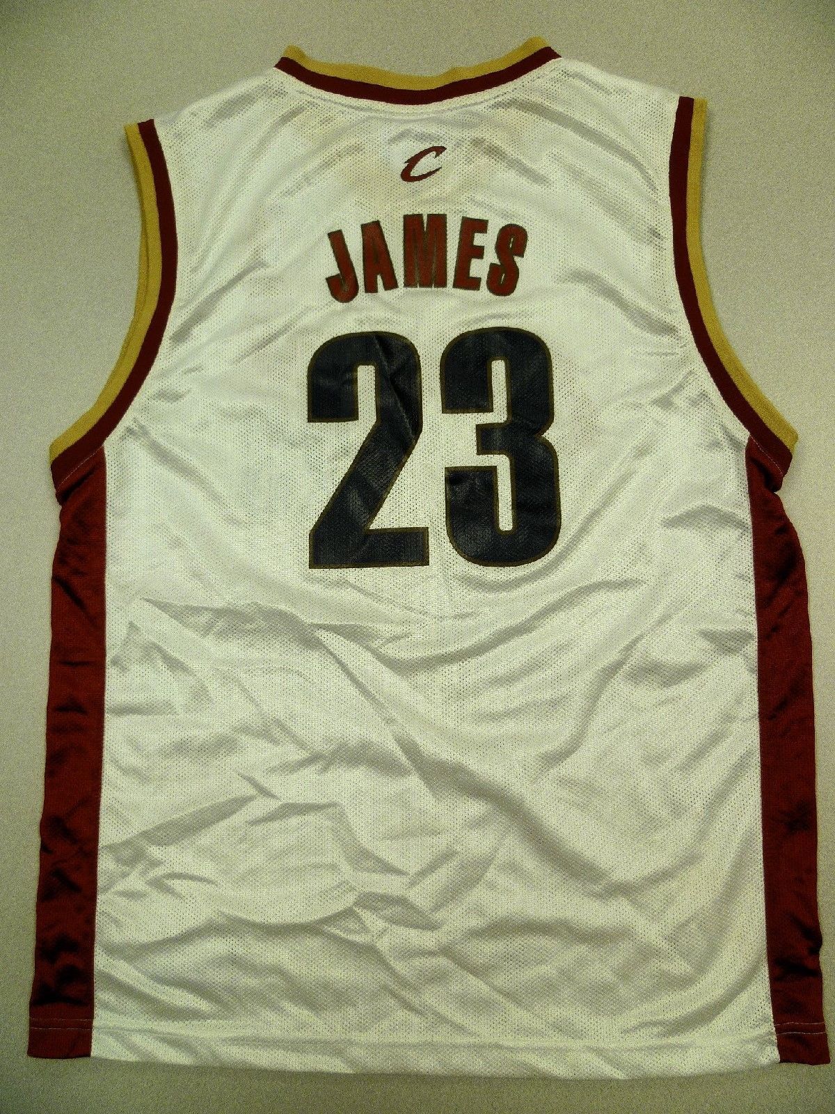 cleveland cavs lebron jersey