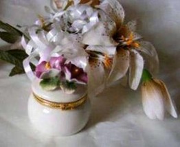 3660 Home Delights Morning Glory Floral Trinket Box - $6.50