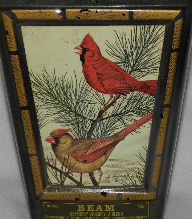 Collectible Jim Beam Cardinal 1982 J Lockhart Decanter Whiskeys