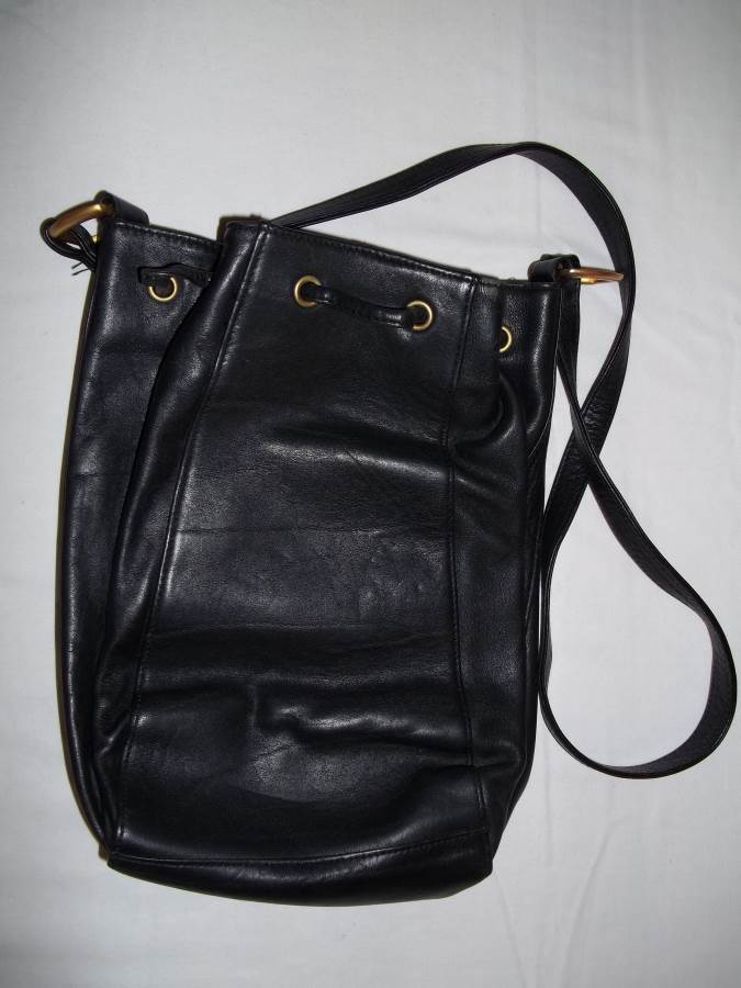 Jones of New York Black Leather Satchel Style Womens' Handbag-Like New ...