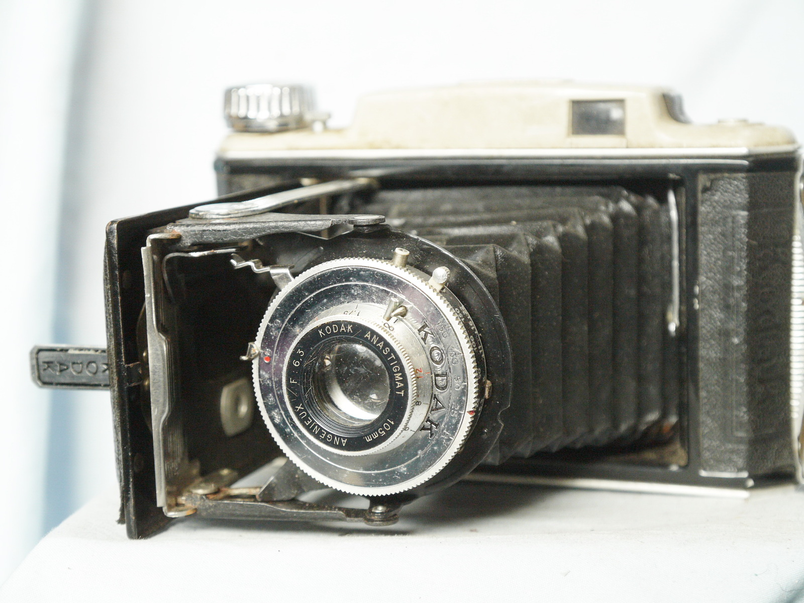 Kodak 6.3 Modele 21 French Vintage Folding Camera c/w Angenieux Lens ...