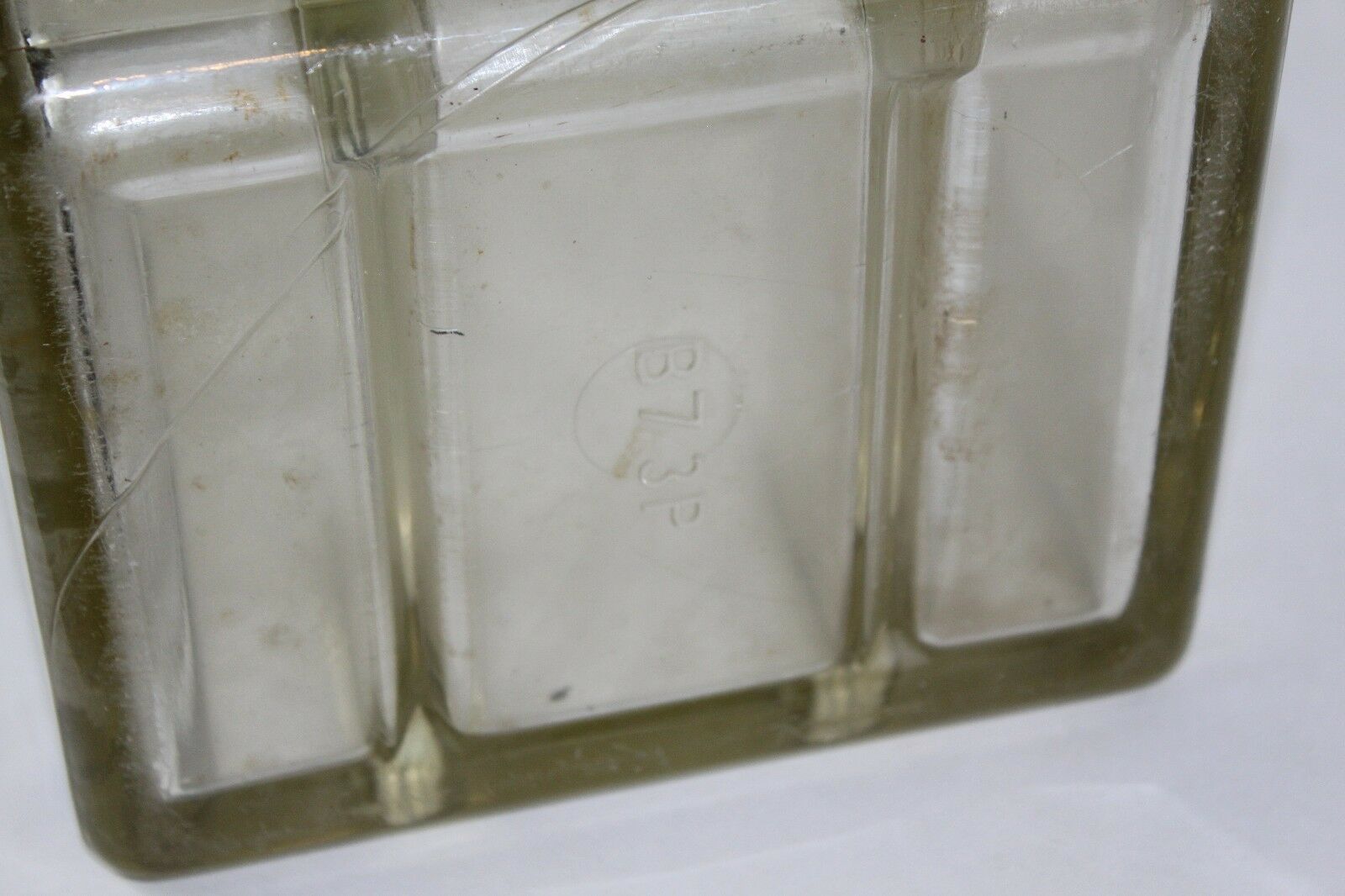 Vintage Antique Willard Type MH13 MH13 Lead Acid Glass Battery Box VG