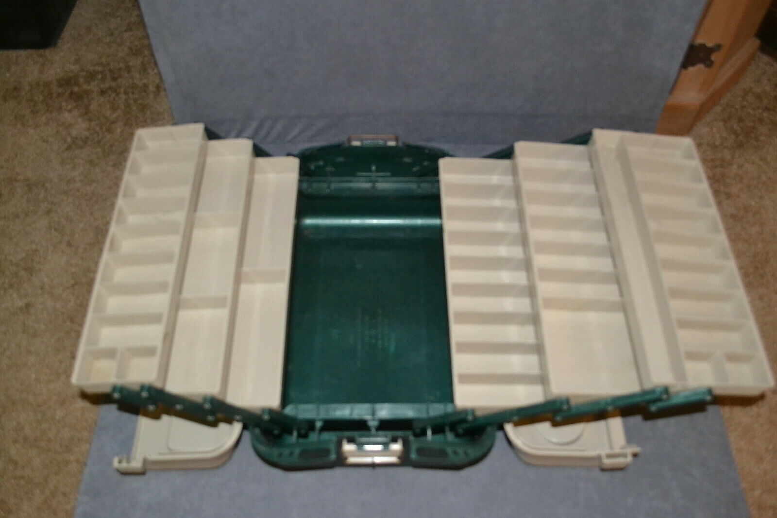 Plano 8600 6 Tray 42 Compartment Fishing Tackle Box Vintage Tackle