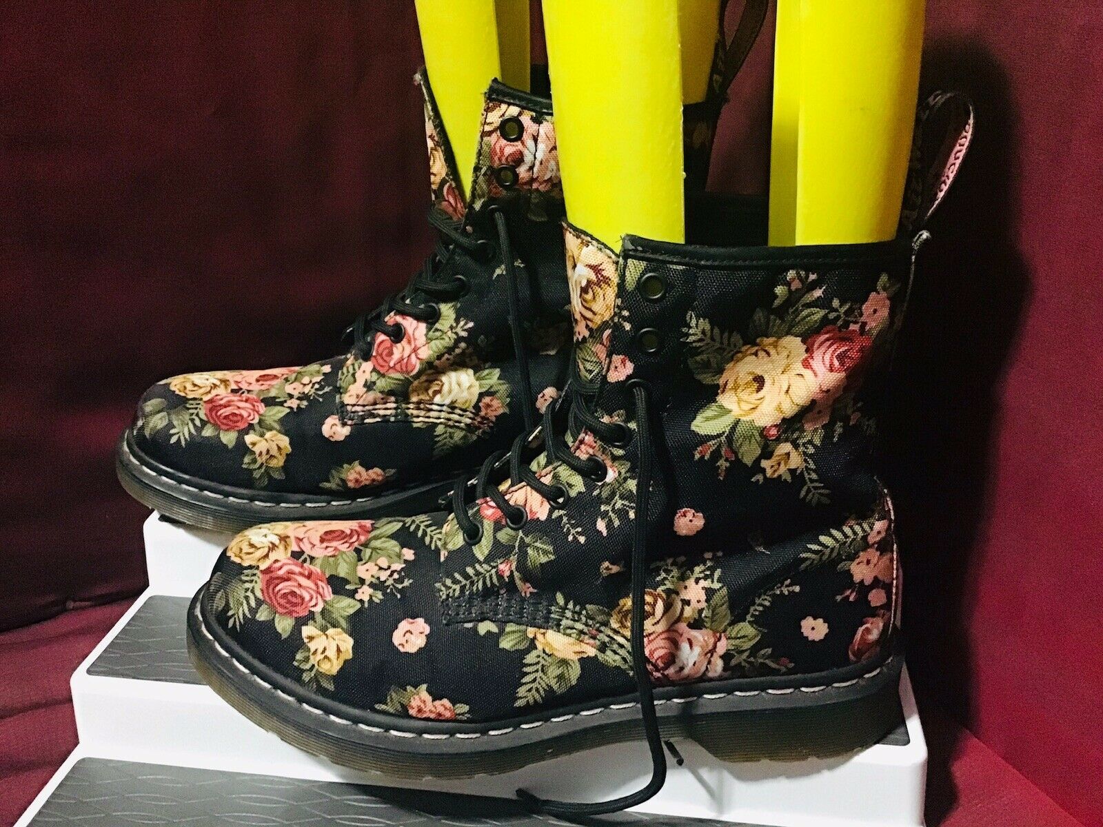 Dr Martens 11821 Floral Canvas 8 Eye Boots Women's Size 11 - Boots