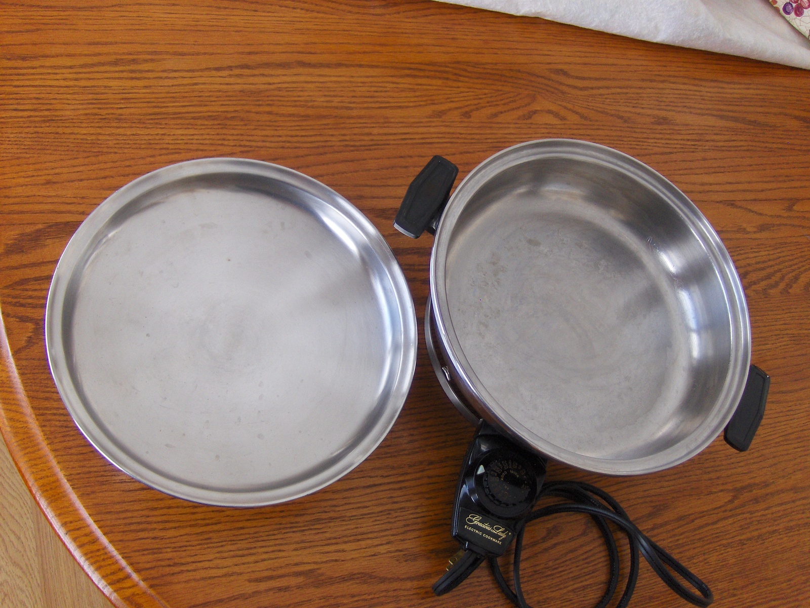 Gracious Lady Stainless Steel Electric Fry Pan Skillet Pedestal Base