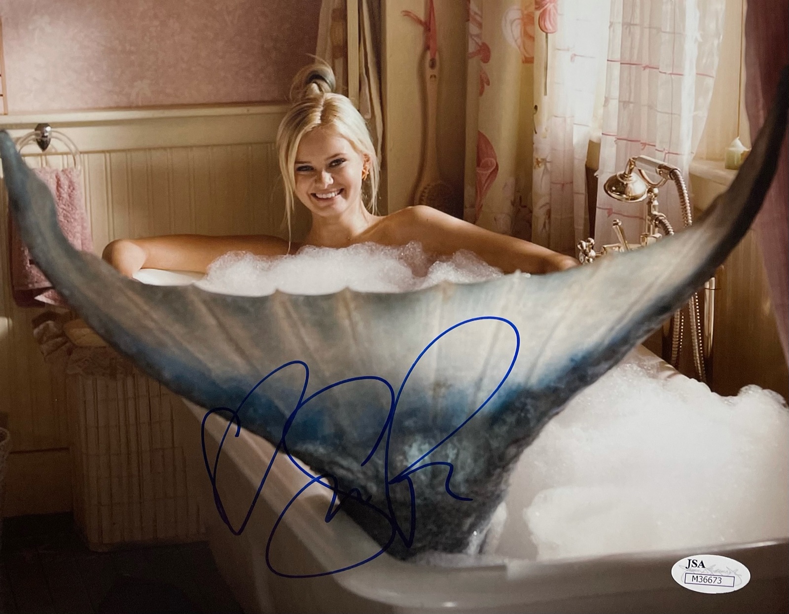SARA PAXTON Autograph SIGNED 8” x 10” PHOTO The Last House on the Left