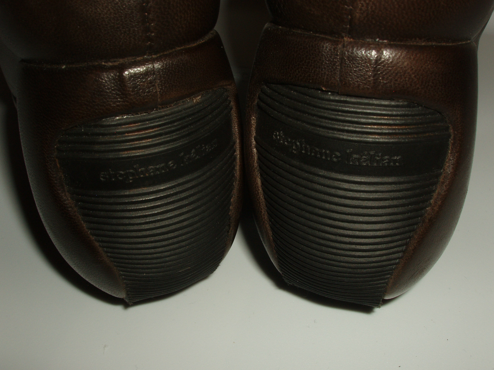 Bottes Vintage STEPHANE KELIAN - Cuir Marron Fauve, Taille 36.5, Talon Haut, Style Années 80 - Occasion