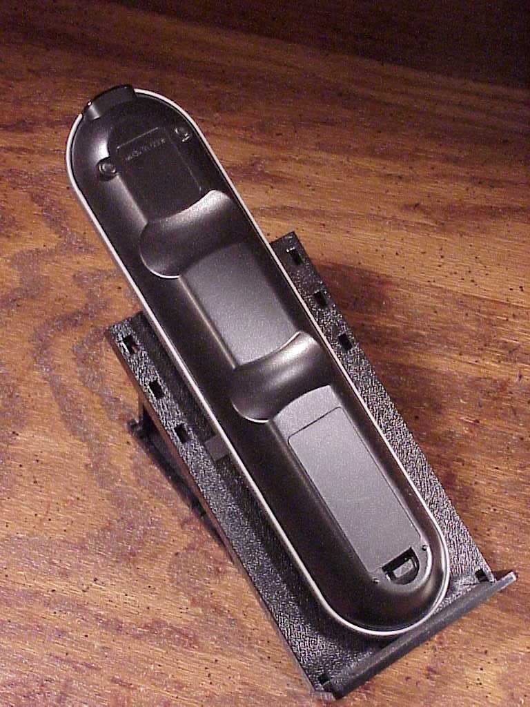 Universal Brand no. URCR6 Remote Control, used, cleaned and tested