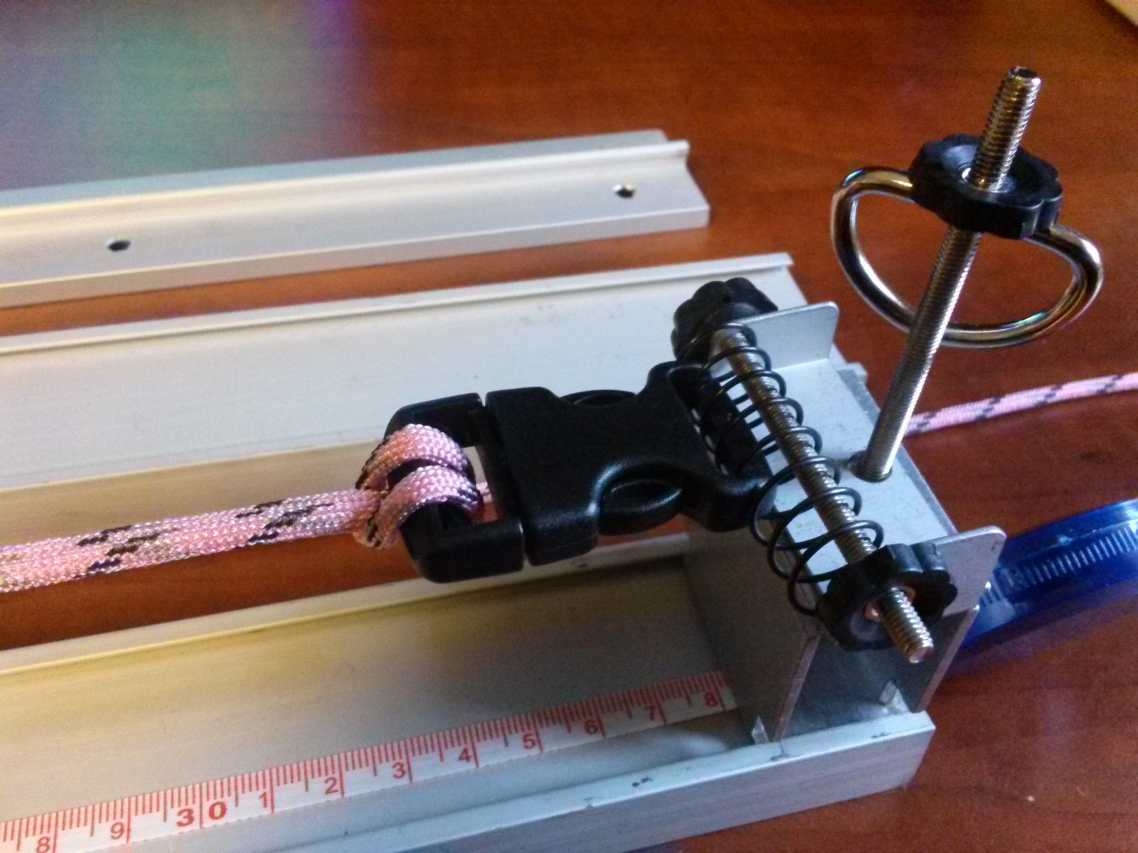 Professional 8" to 33" Adjustable ParaCord Jig Bracelets Belts slings