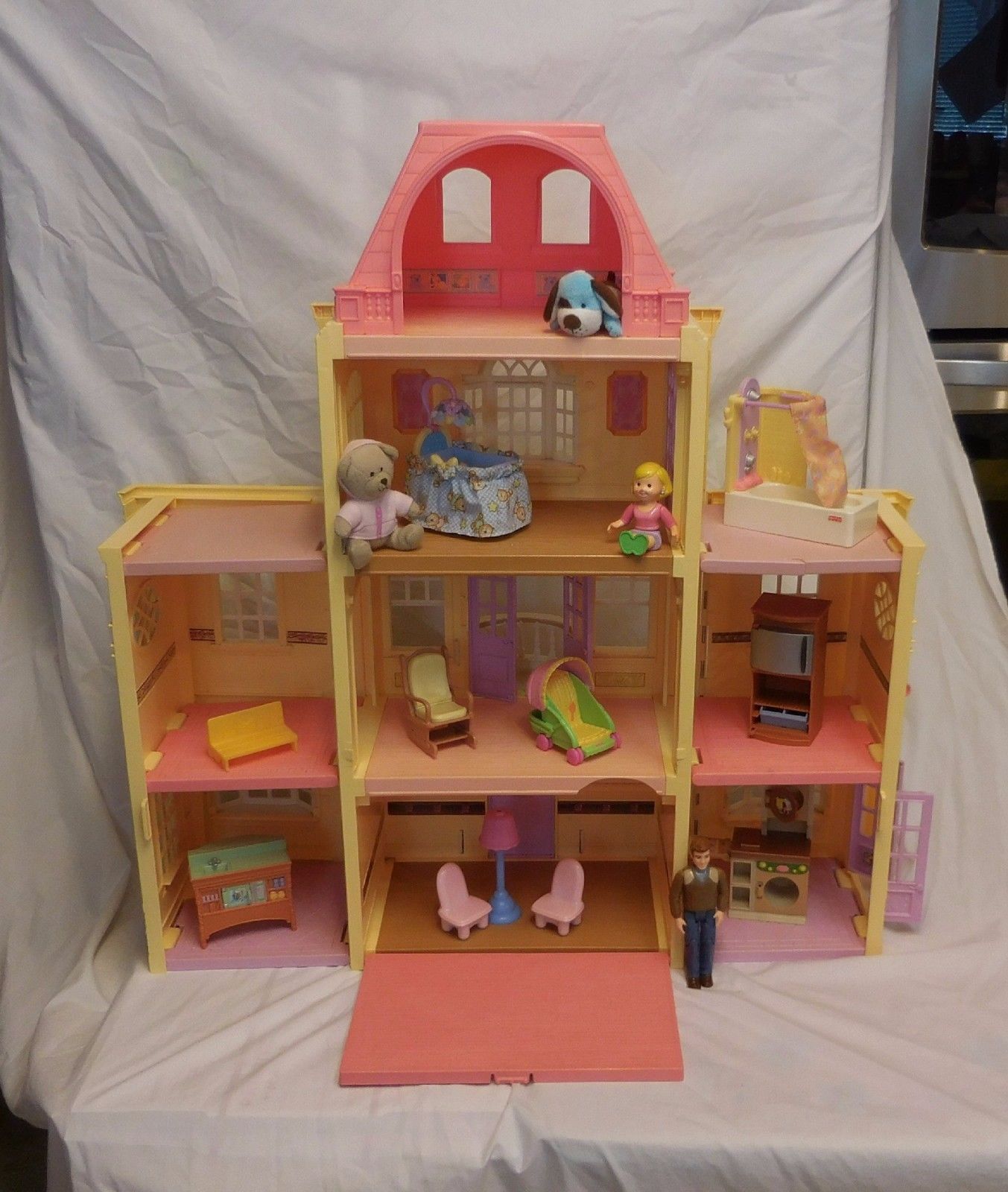2005 Fisher Price Loving Family Twin Time Grand Mansion Yellow Doll House Parts 