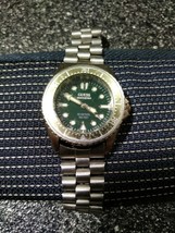 S l1600 thumb200