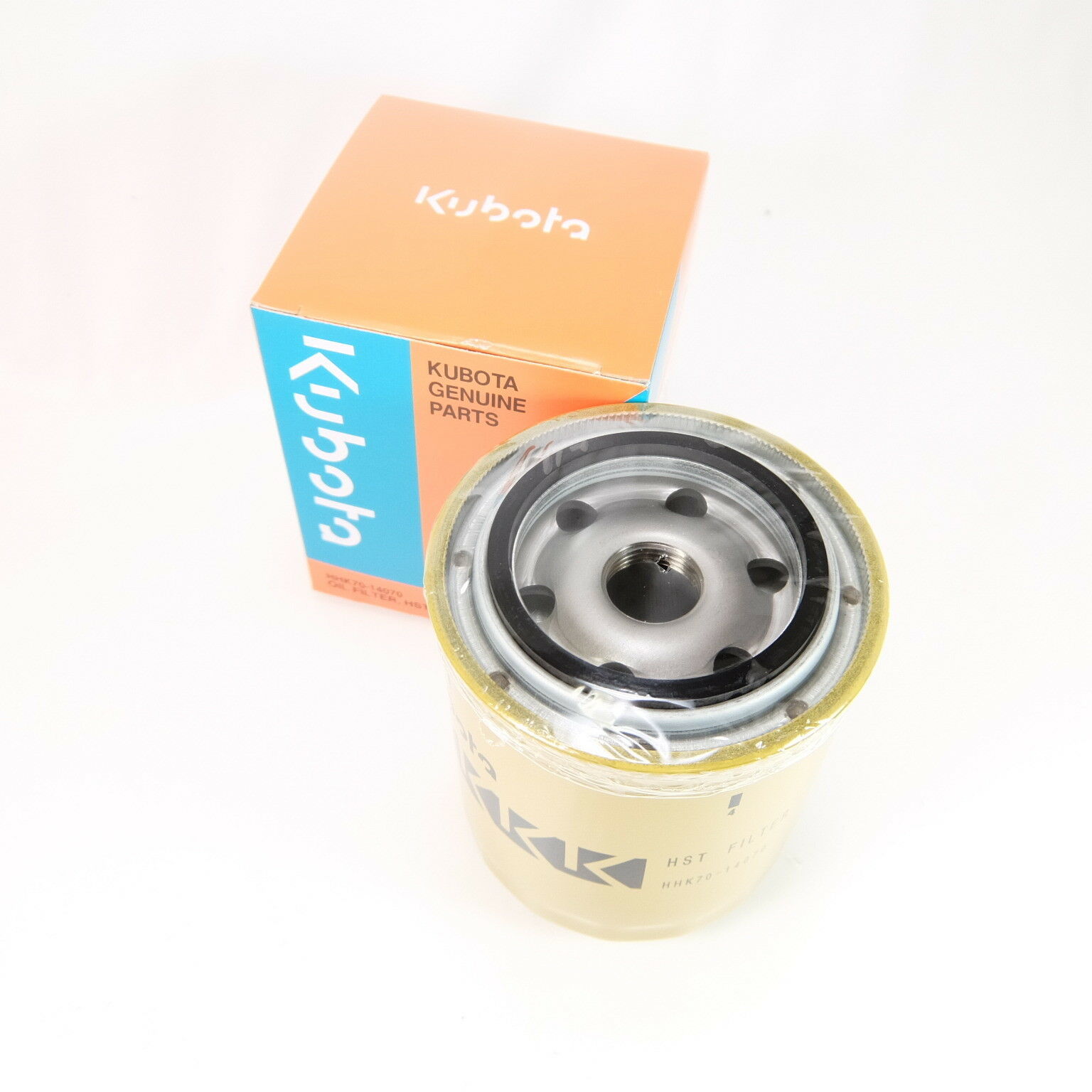 Kubota HHK7014073 Hydrostatic Oil Filter fits some B RTV ZD Models