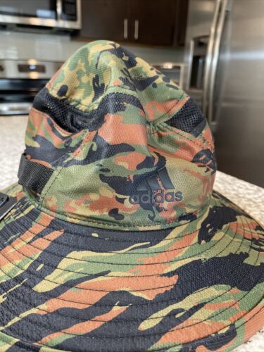 Victory III Bucket Hat Camo 