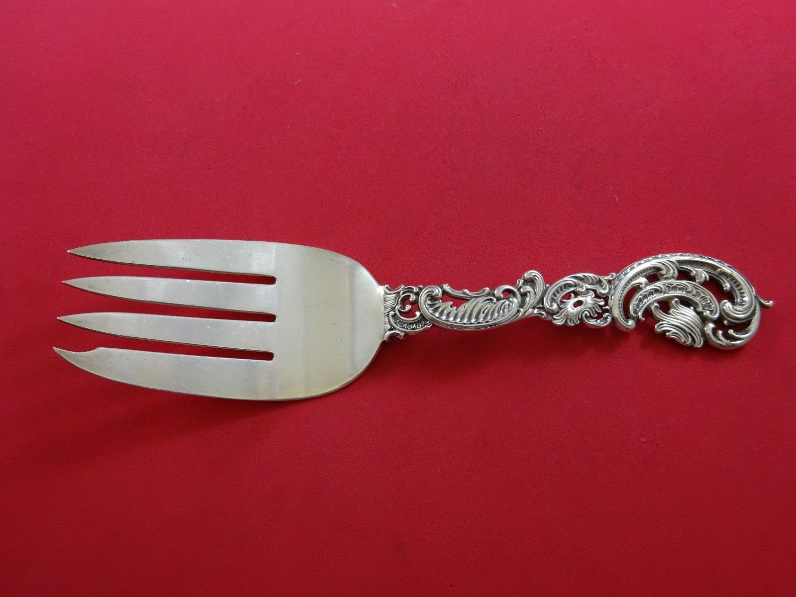 Pierced Design by Durgin Sterling Silver Fish Serving Fork 9 1/4" Hand