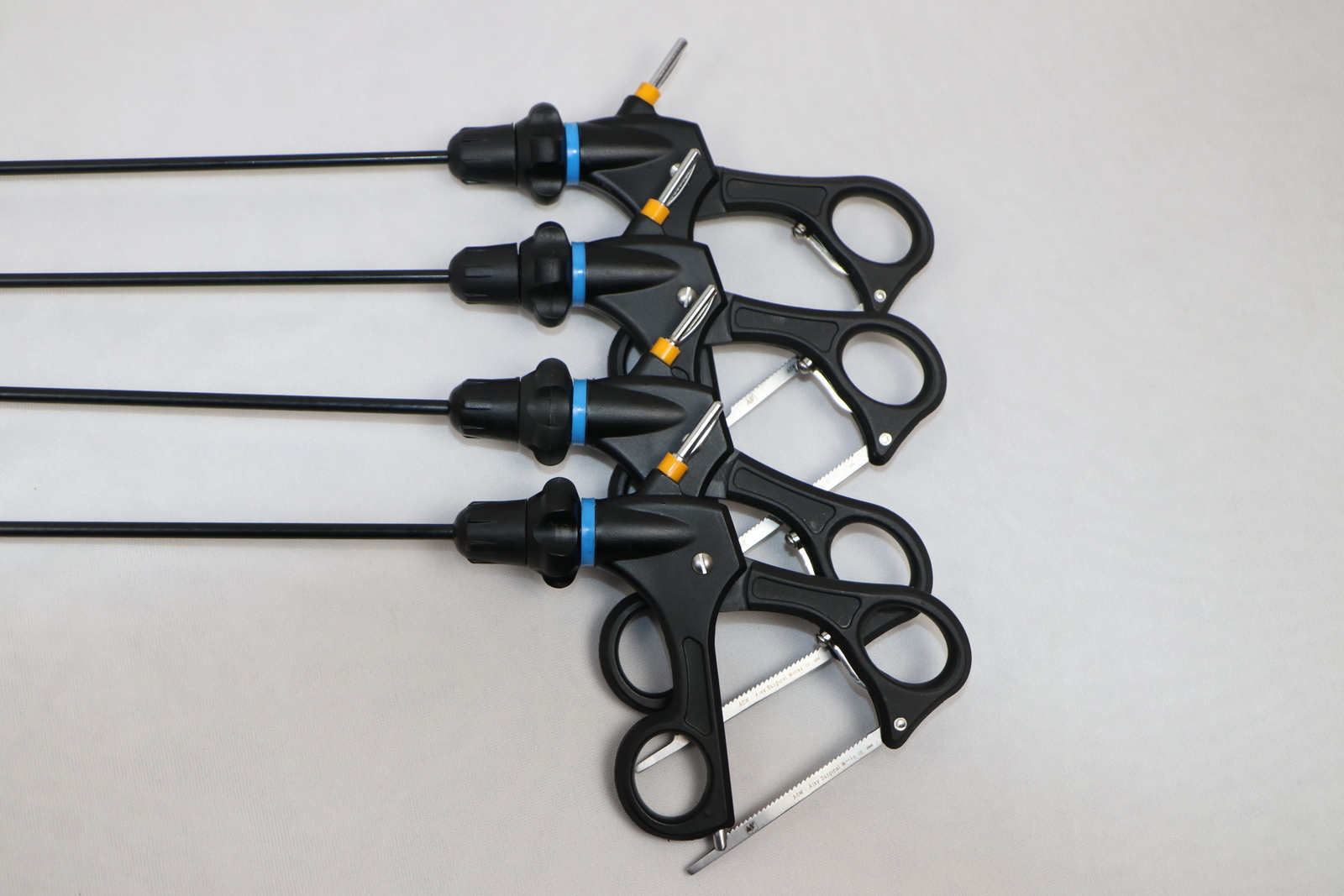 Laparoscopic Fundus Maxi Grasper,Retraction Long Ridged Jaw,Duckbill