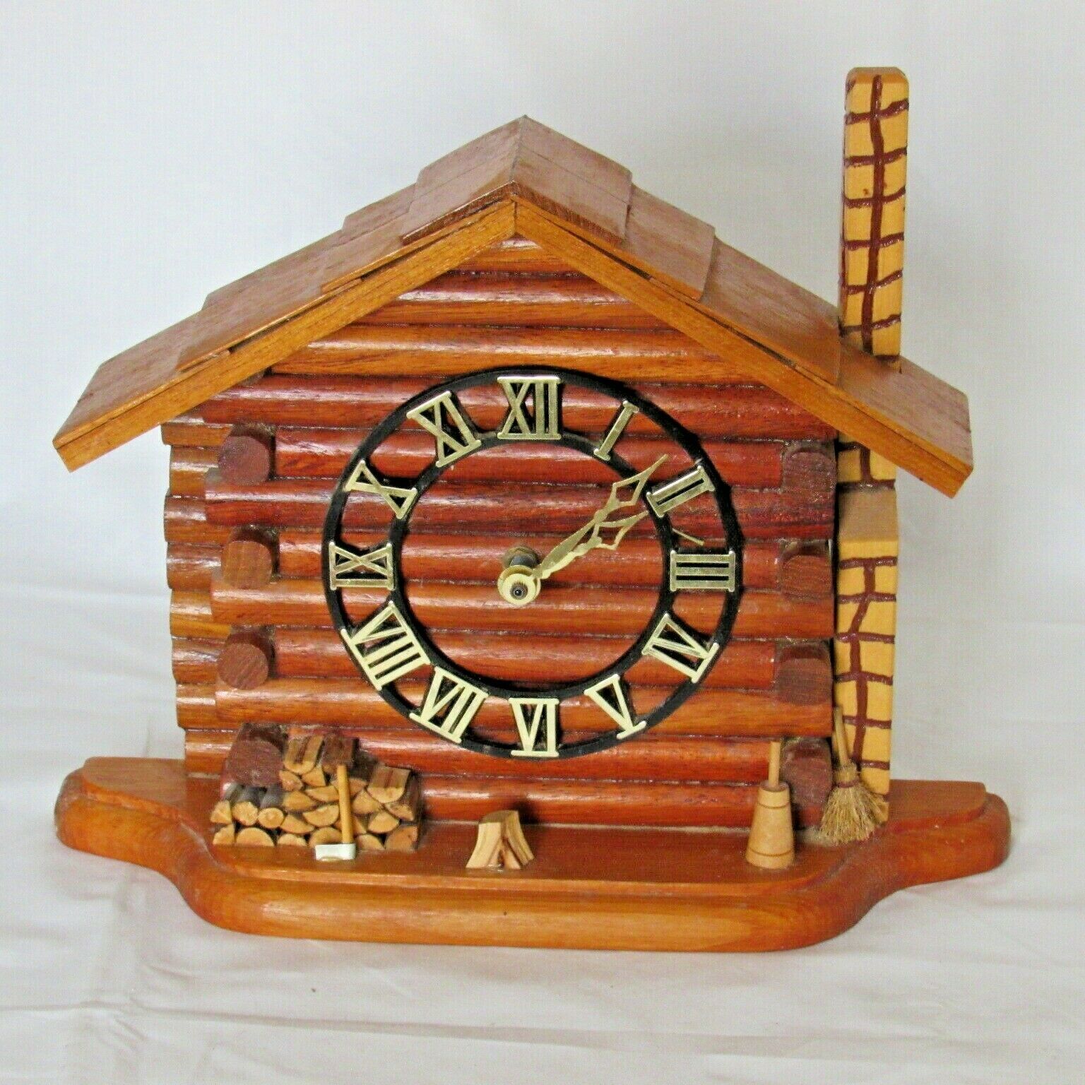 Vintage Log Cabin Mantel Table Clock Hand Made Battery Wood 10.5