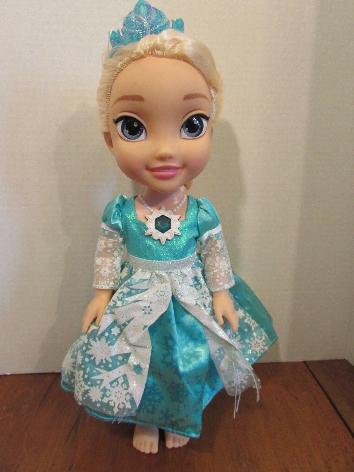disney frozen snow glow elsa and anna exclusive dolls