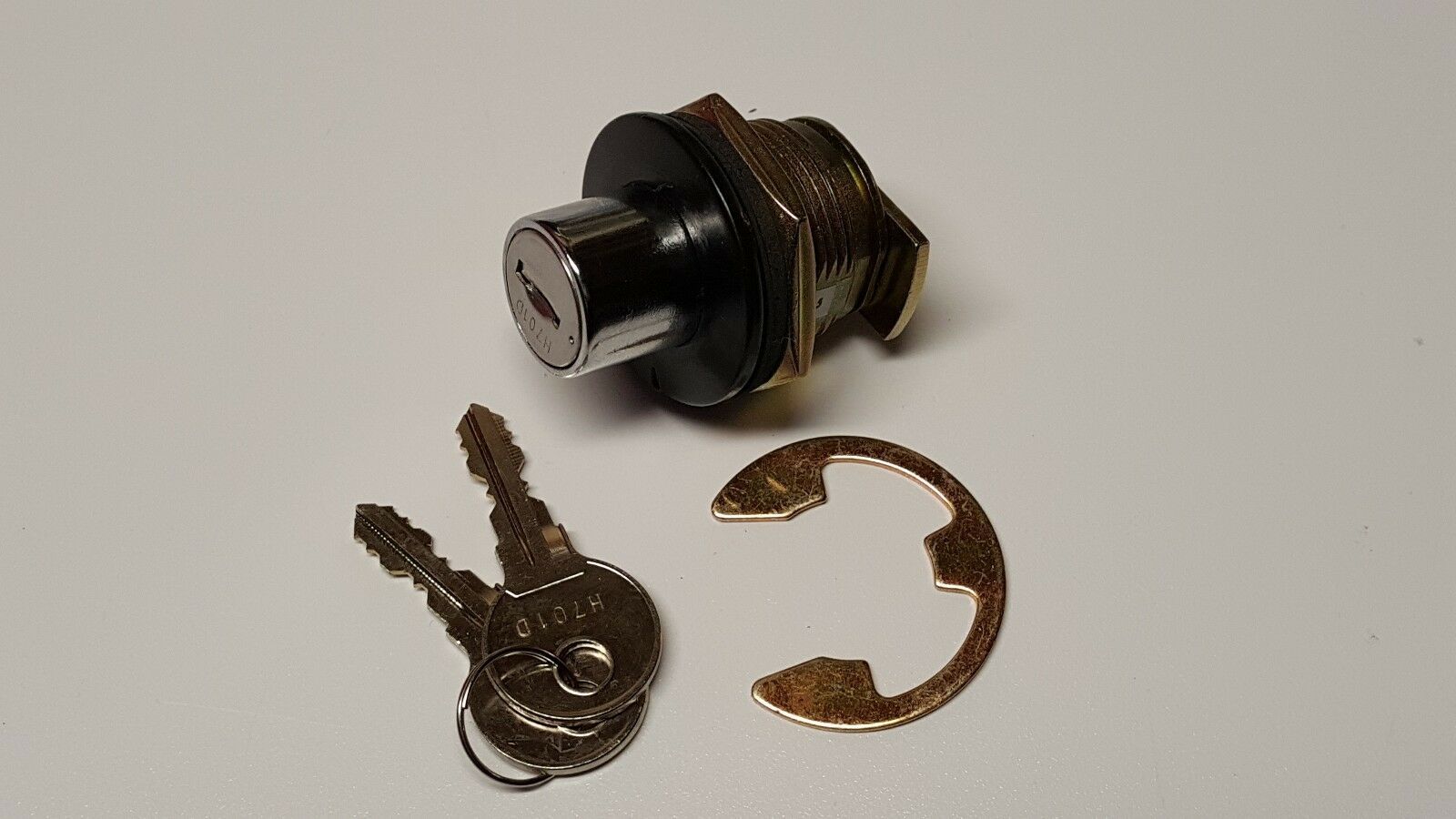 Truck Cap Tonneau Cover Push Button Lock w/pull T960 Eberhard Other