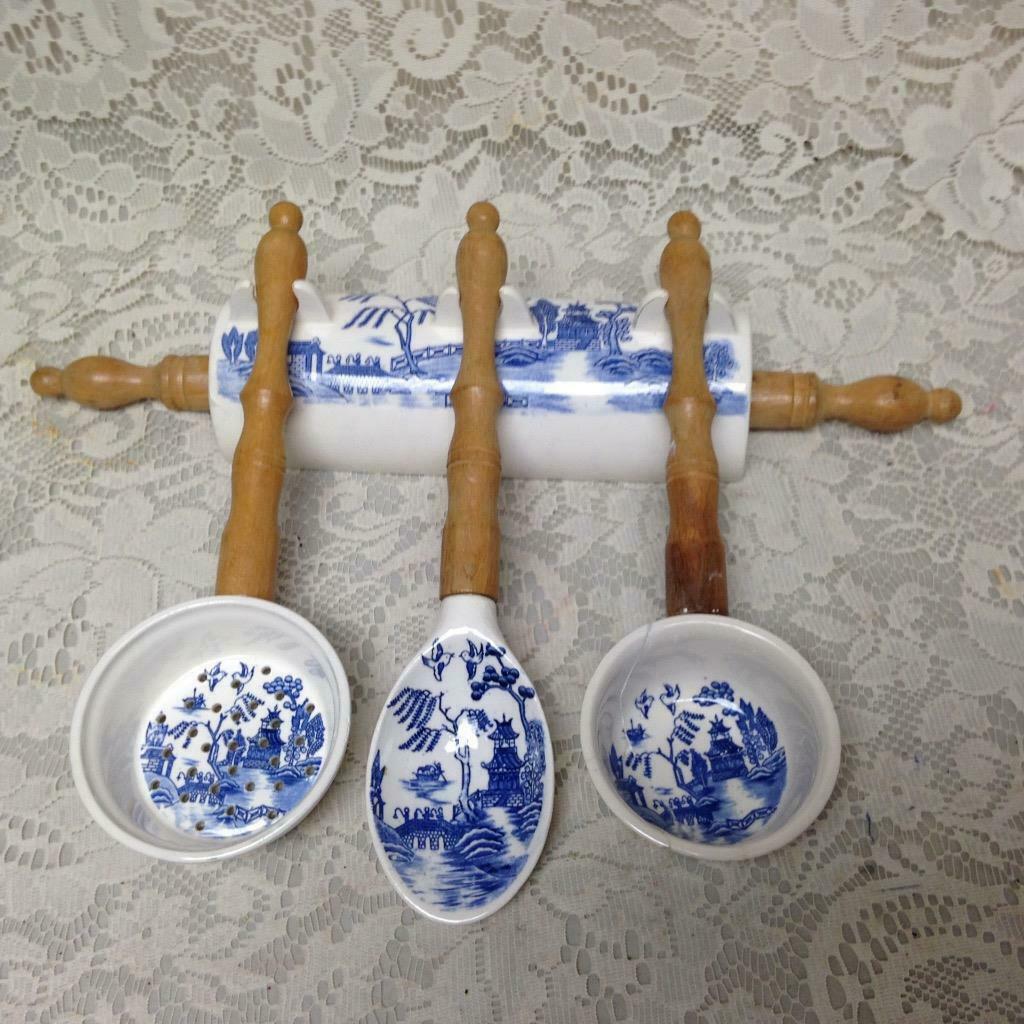 Vintage, Rare, Blue Willow 4pc Kitchen Utensils with RackHanger