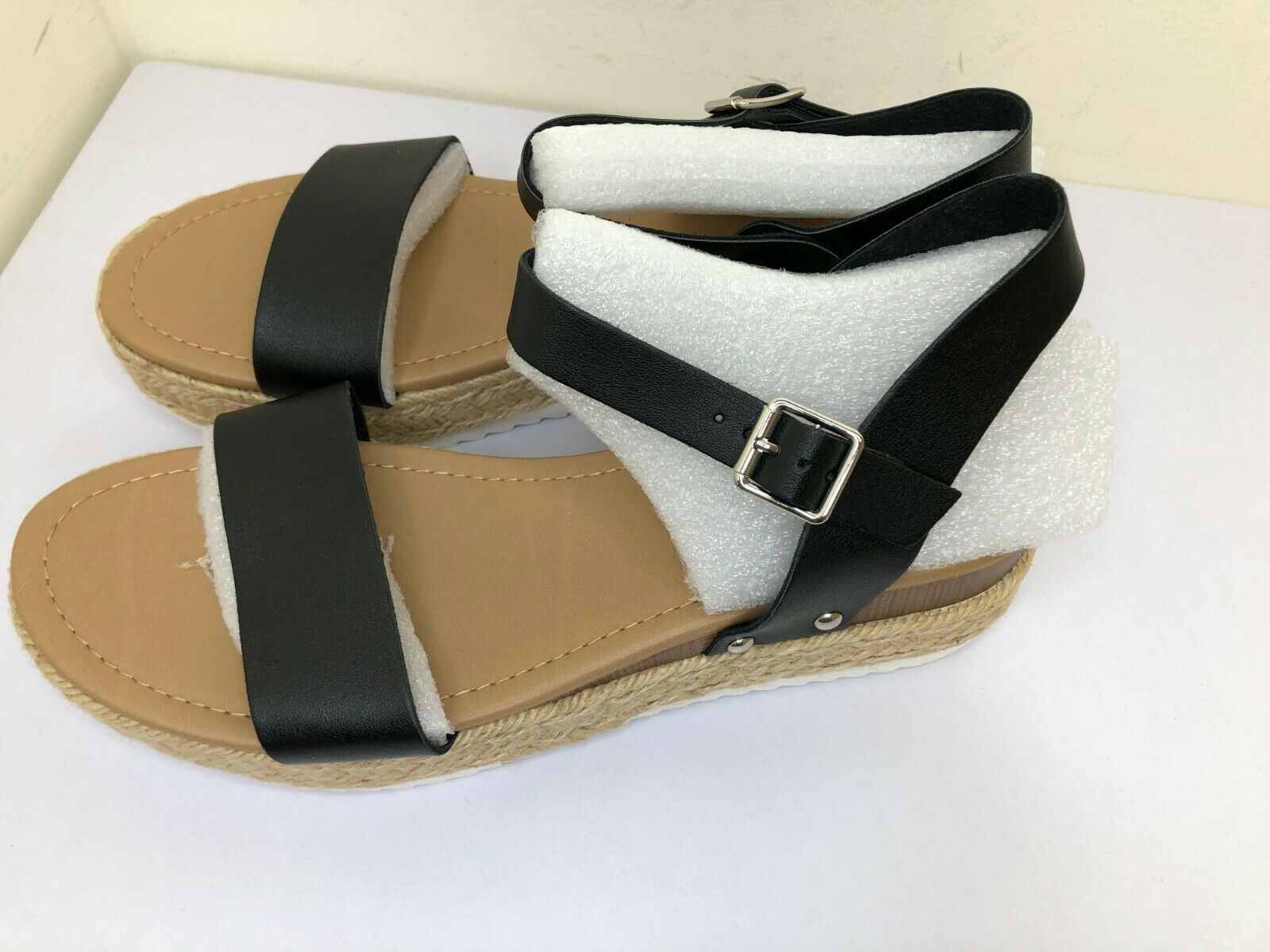 flatform sandals size 11