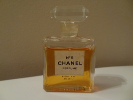 Rare Chanel No 5 Pefume 1/2 Ounce New York 1970s-1980s 90% Full Cl EAN - $59.99