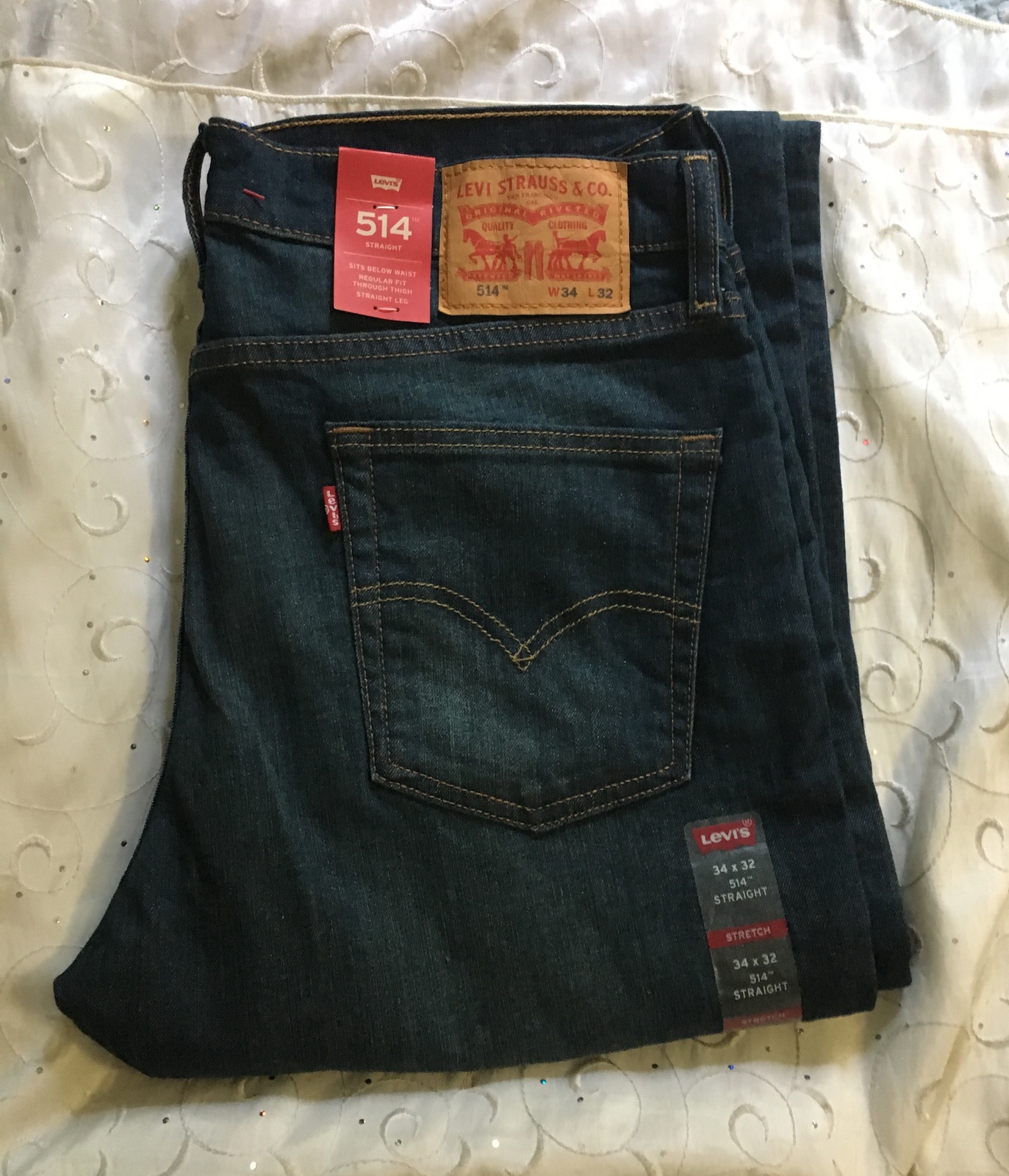 Levi's Mens 514 Straight Fit Jean Size 34-32 - Jeans