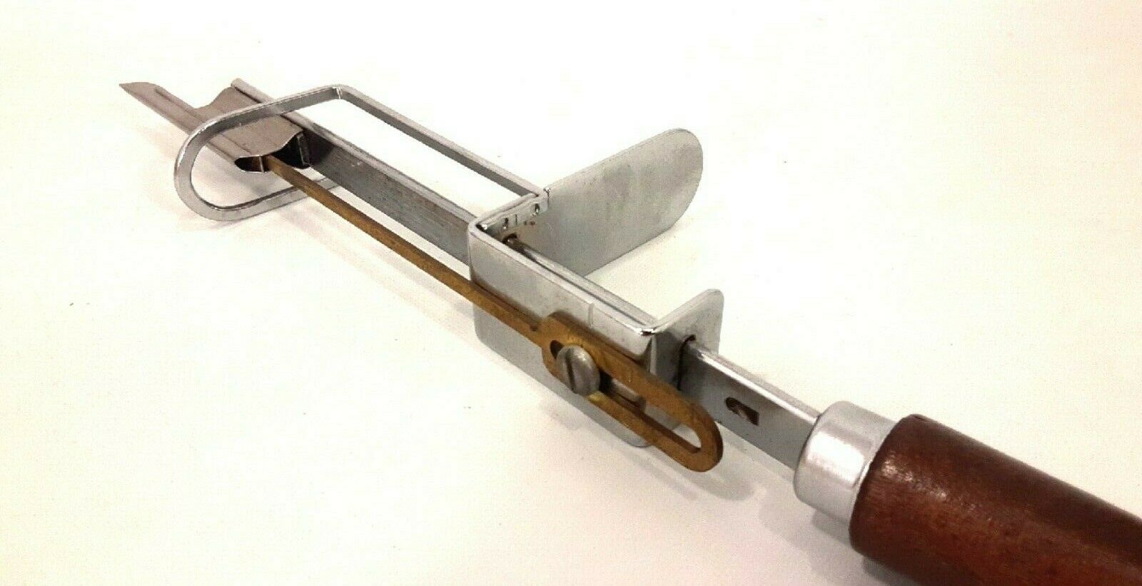 Vintage Speed Tufting Tool by RC Rug Crafters w/ Instructions