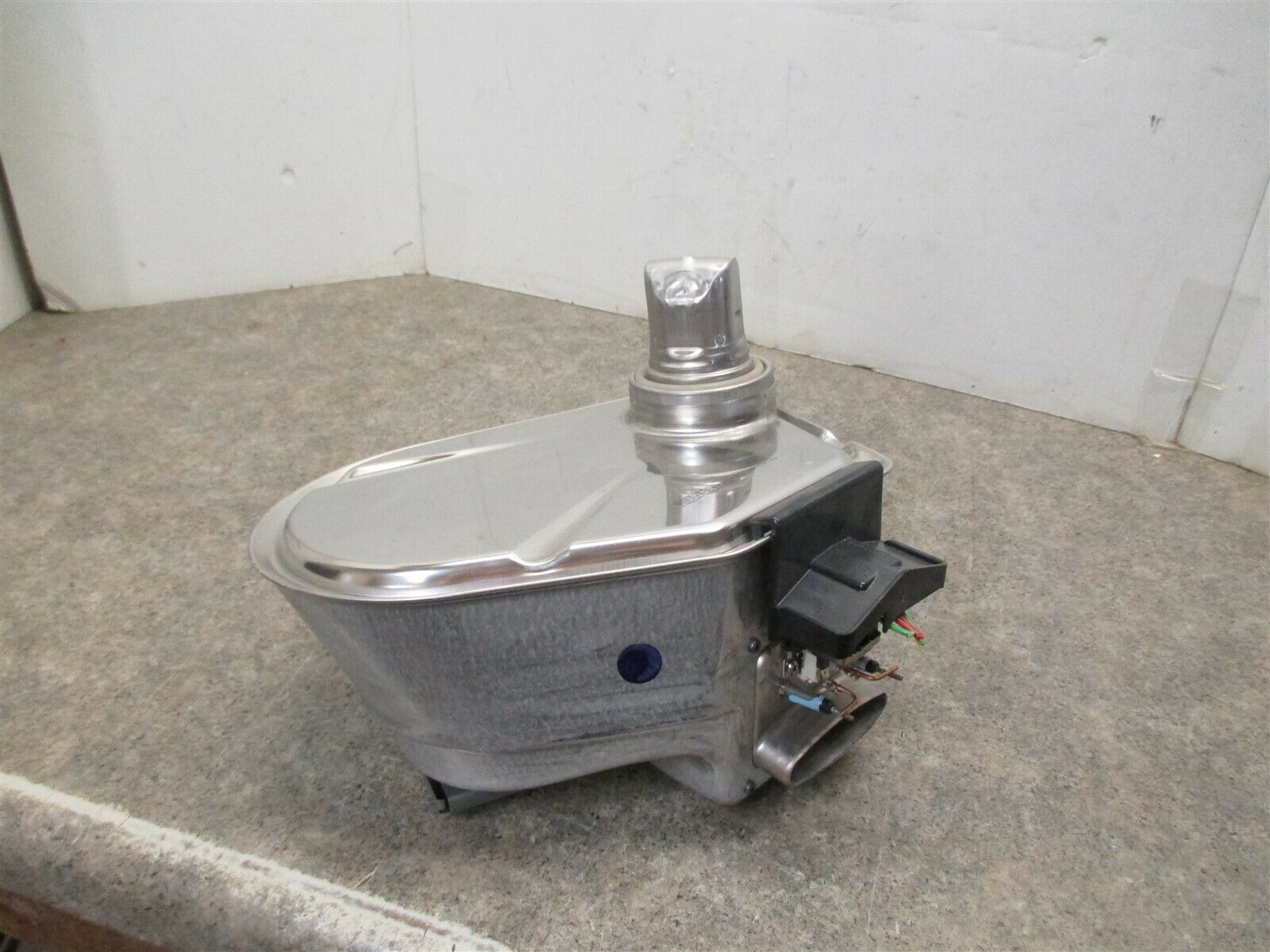 BOSCH DISH. STEAM MOTOR (NEW W/OUT BOX/SCRATCHES) PART 9001406789 SHPM78Z55N/01 Major Appliances